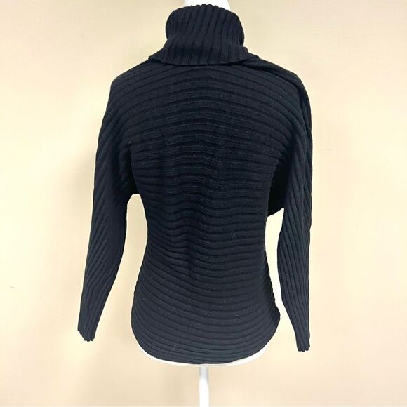 Tahari black ribbed turtleneck sweater Sz S - Picture 3 of 5